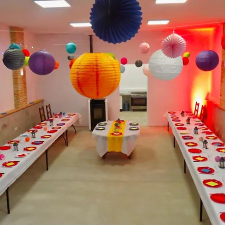 Spacieux A Avec Piscine Partagee * Blaignac