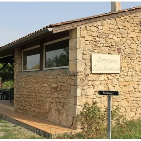 Spacieux A Avec Piscine Partagee Διαμέρισμα