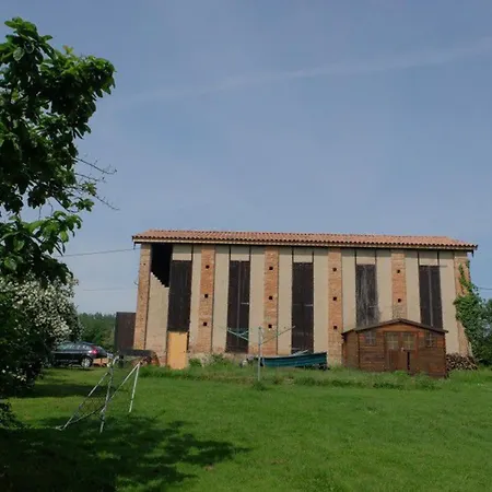 Spacieux A Avec Piscine Partagee *